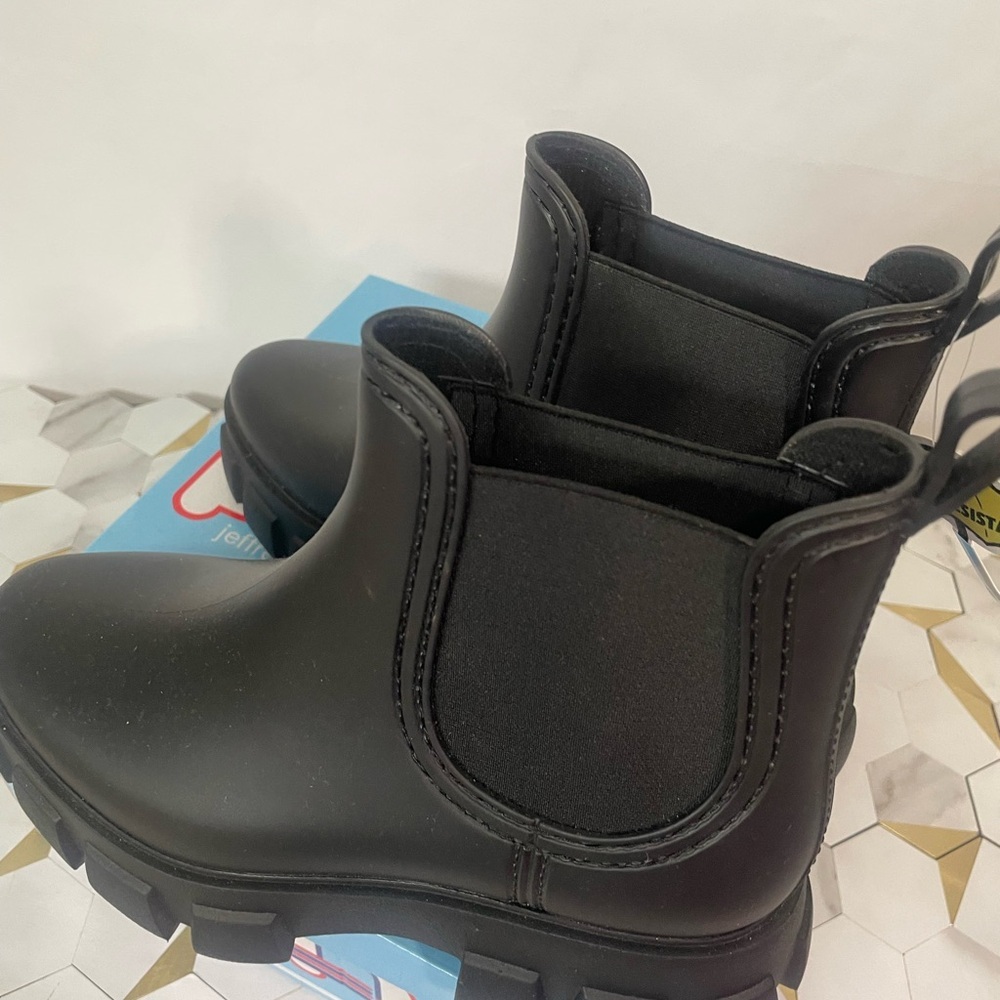 NIB W10 Jeffrey Campbell Pleu Black Matte Chunky Platform Chelsea Ankle Boots - Picture 7 of 12